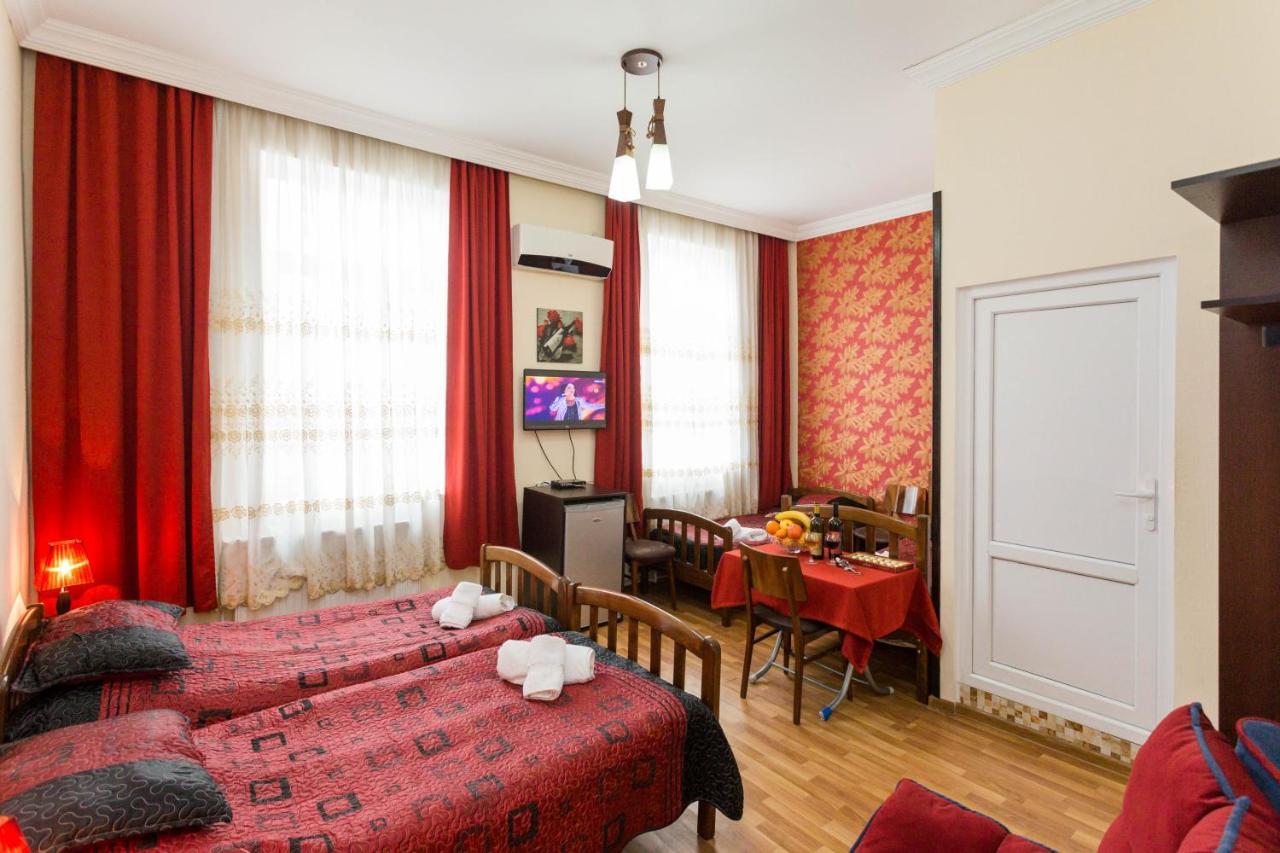 Gis Guest House Tbilisi Exterior foto