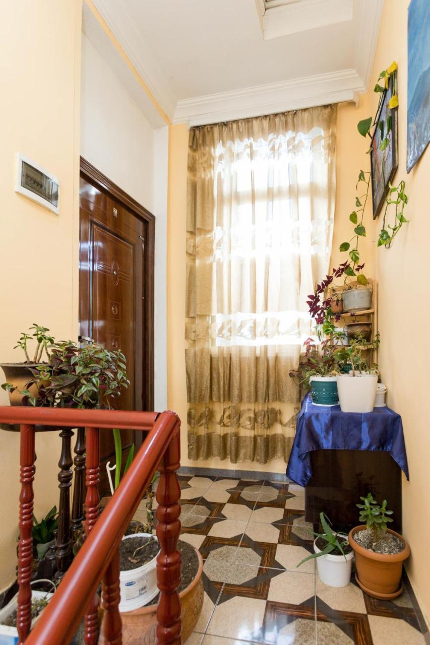 Gis Guest House Tbilisi Exterior foto